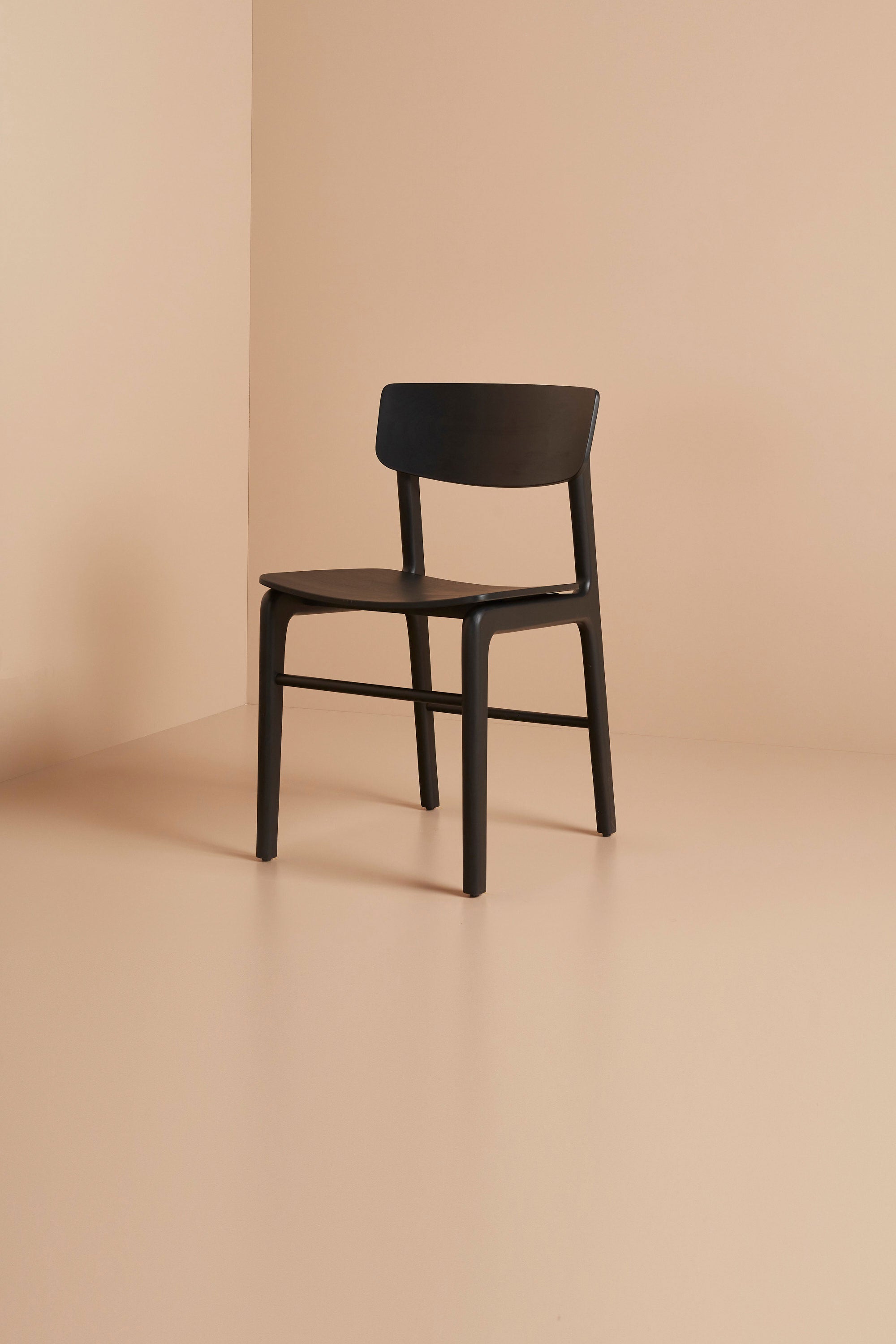 hansen chair - charcoal black