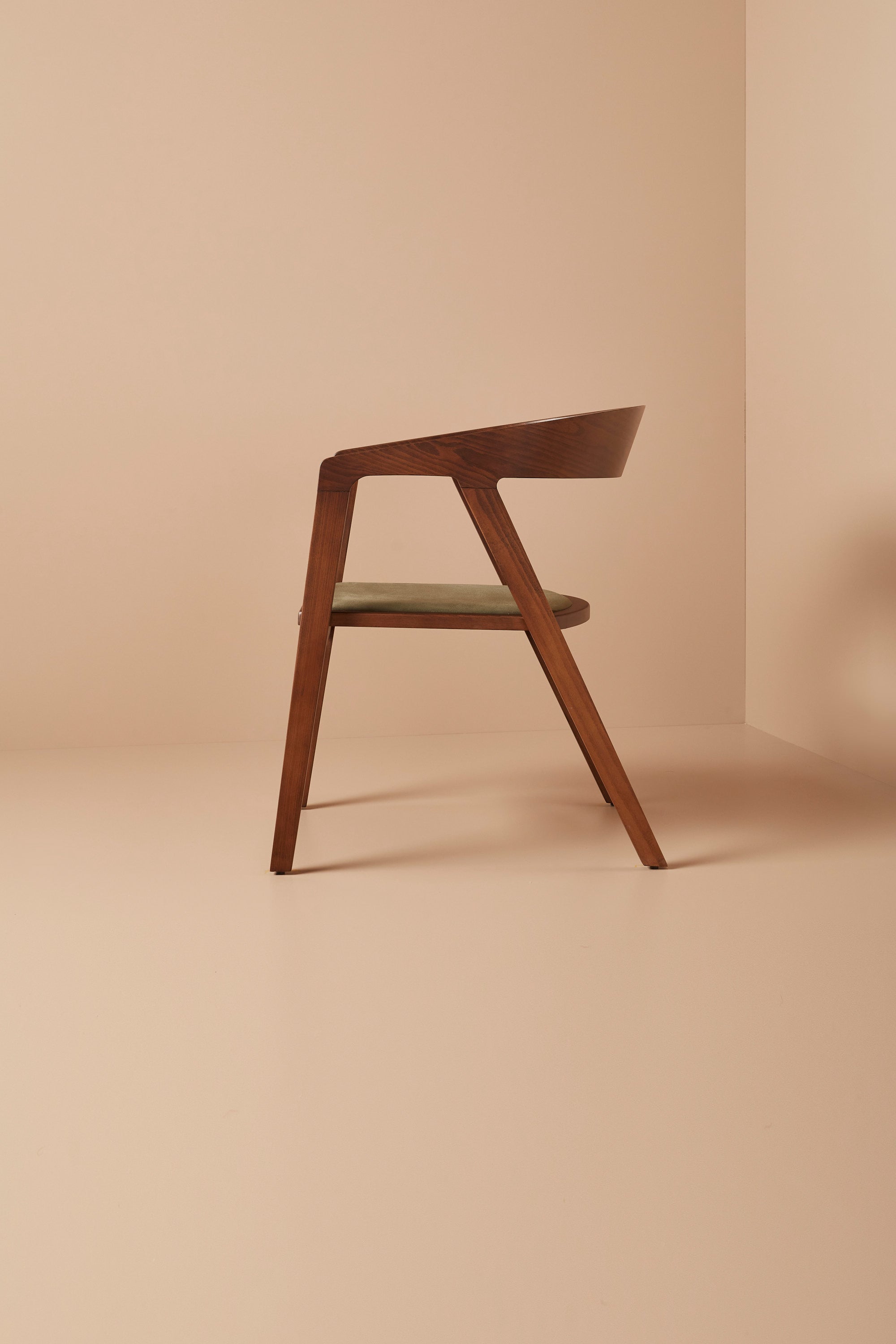 wegner chair - walnut