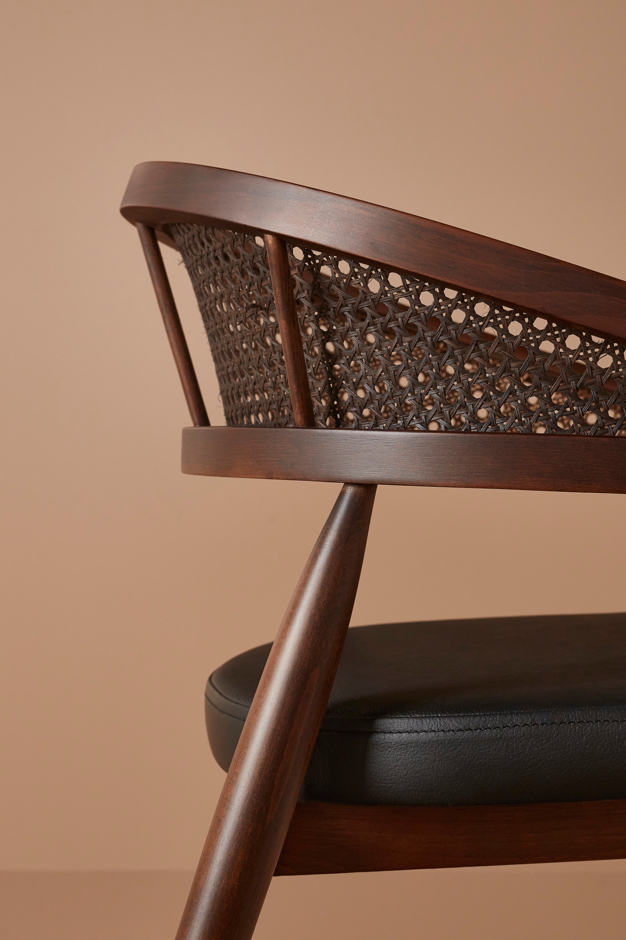 soho chair - walnut