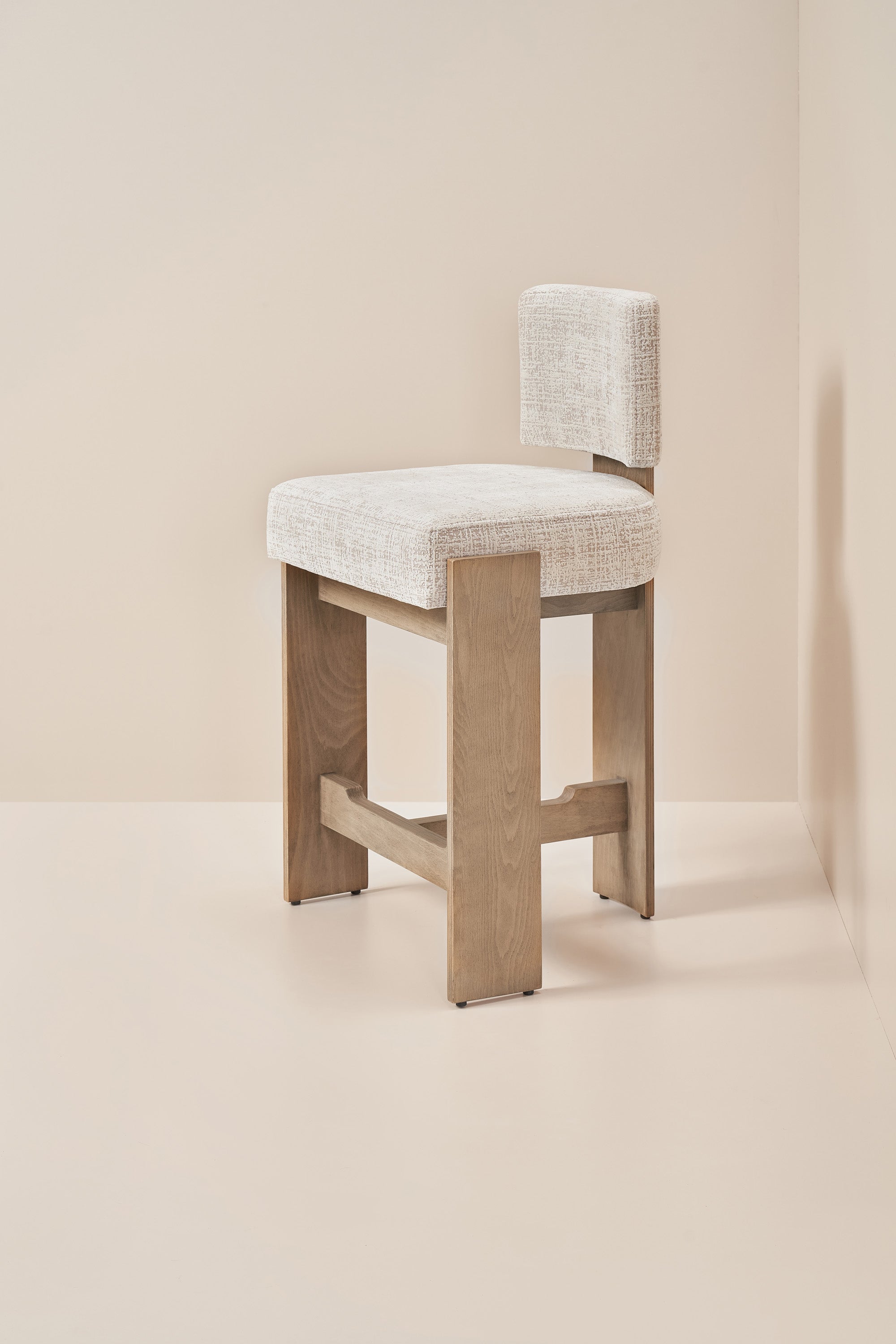 armless hannah - teak