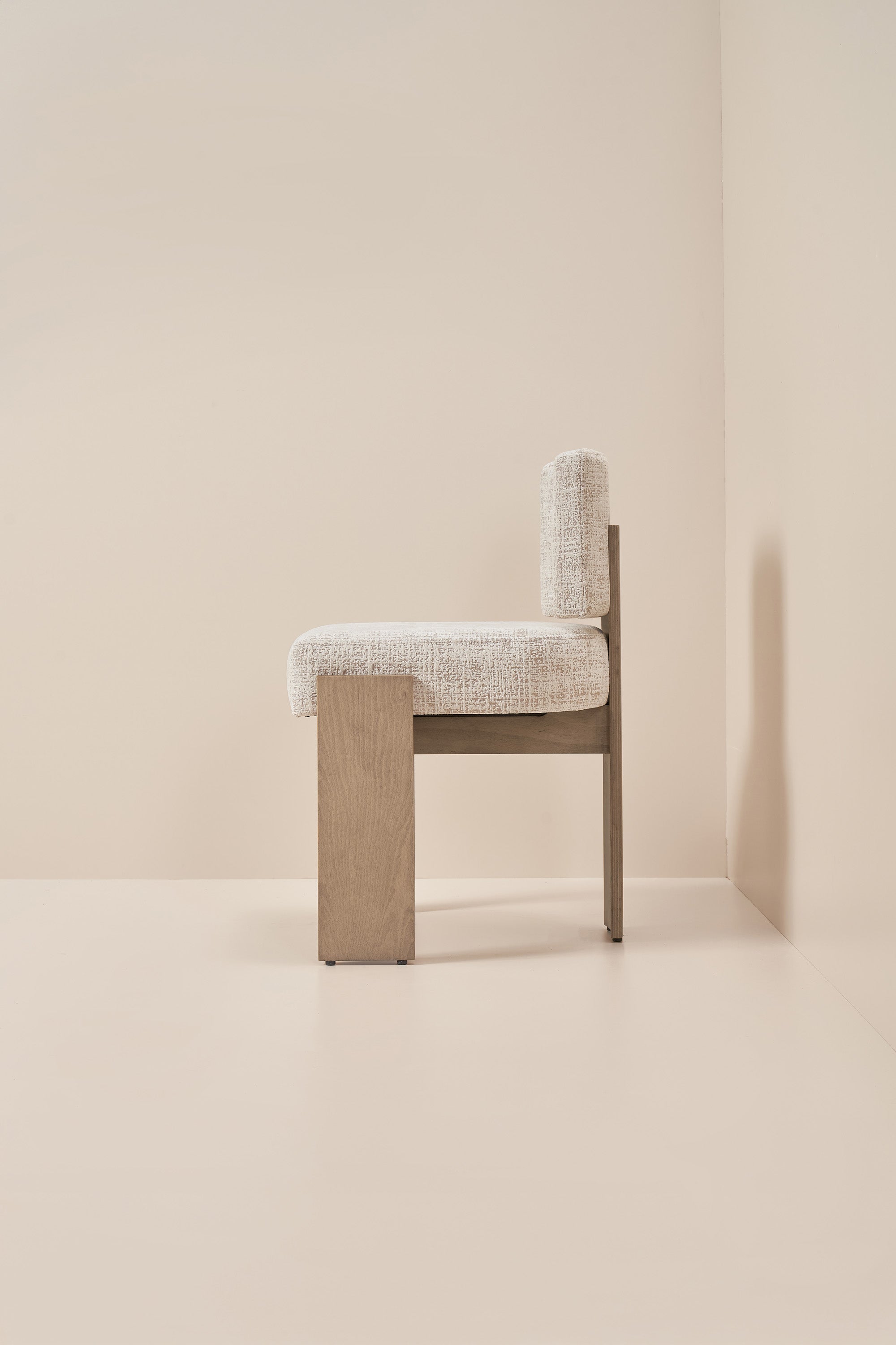 armless hannah - teak