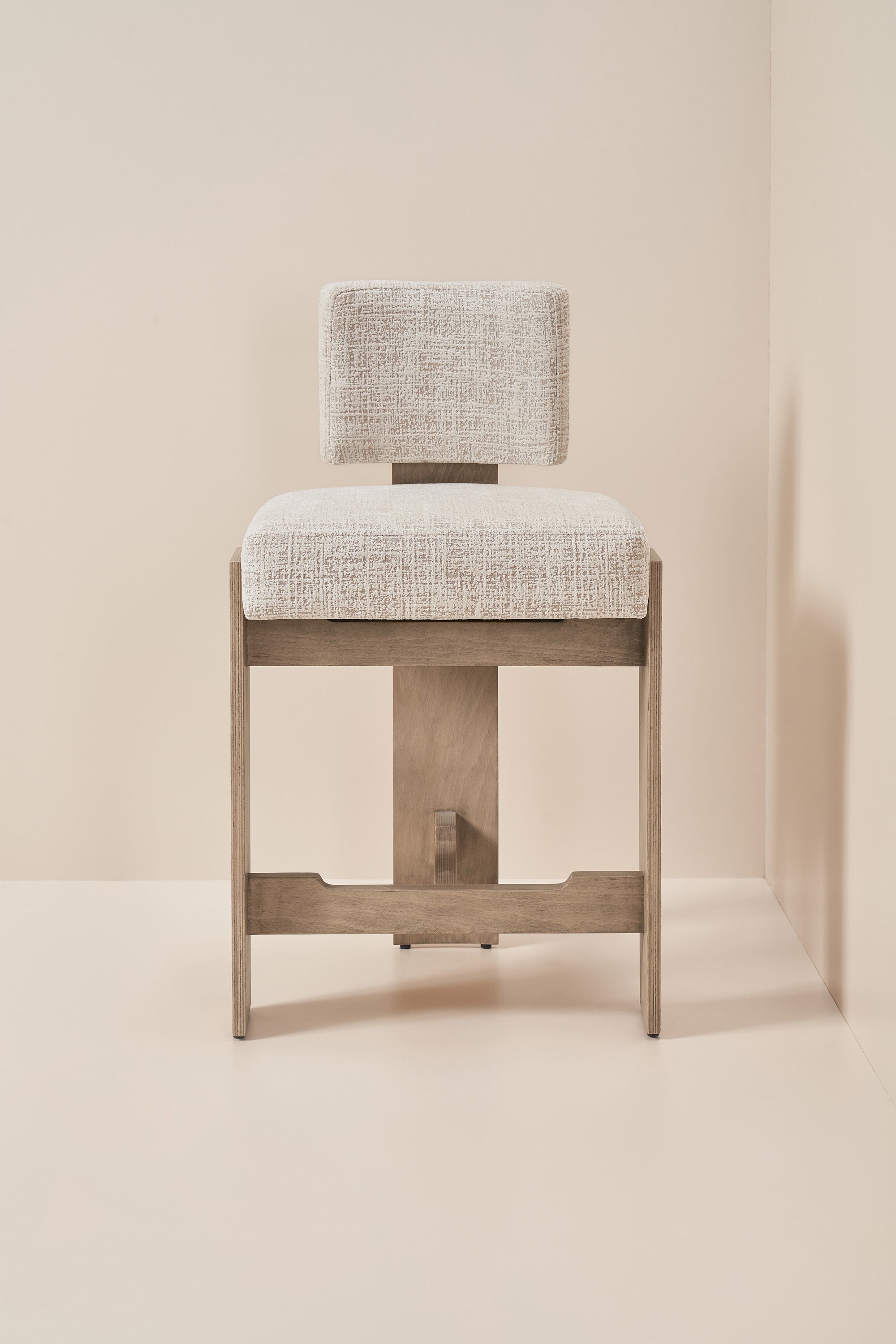 armless hannah - teak