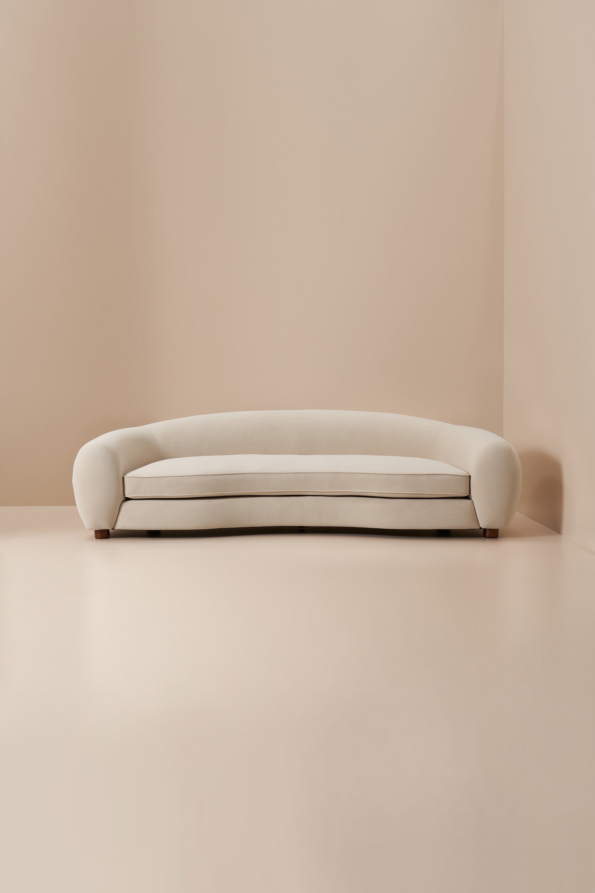 Onda Curved Sofa - Ex Photoshoot