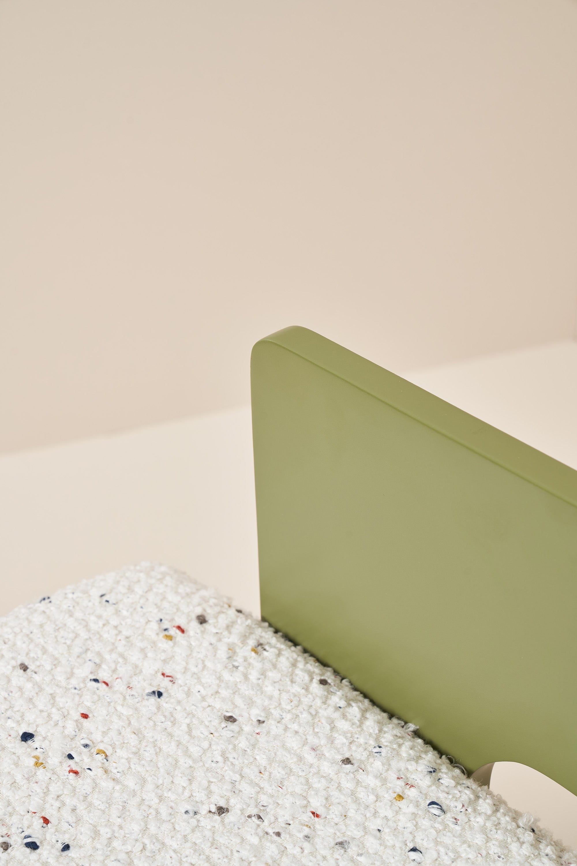 hannah chair - olive green