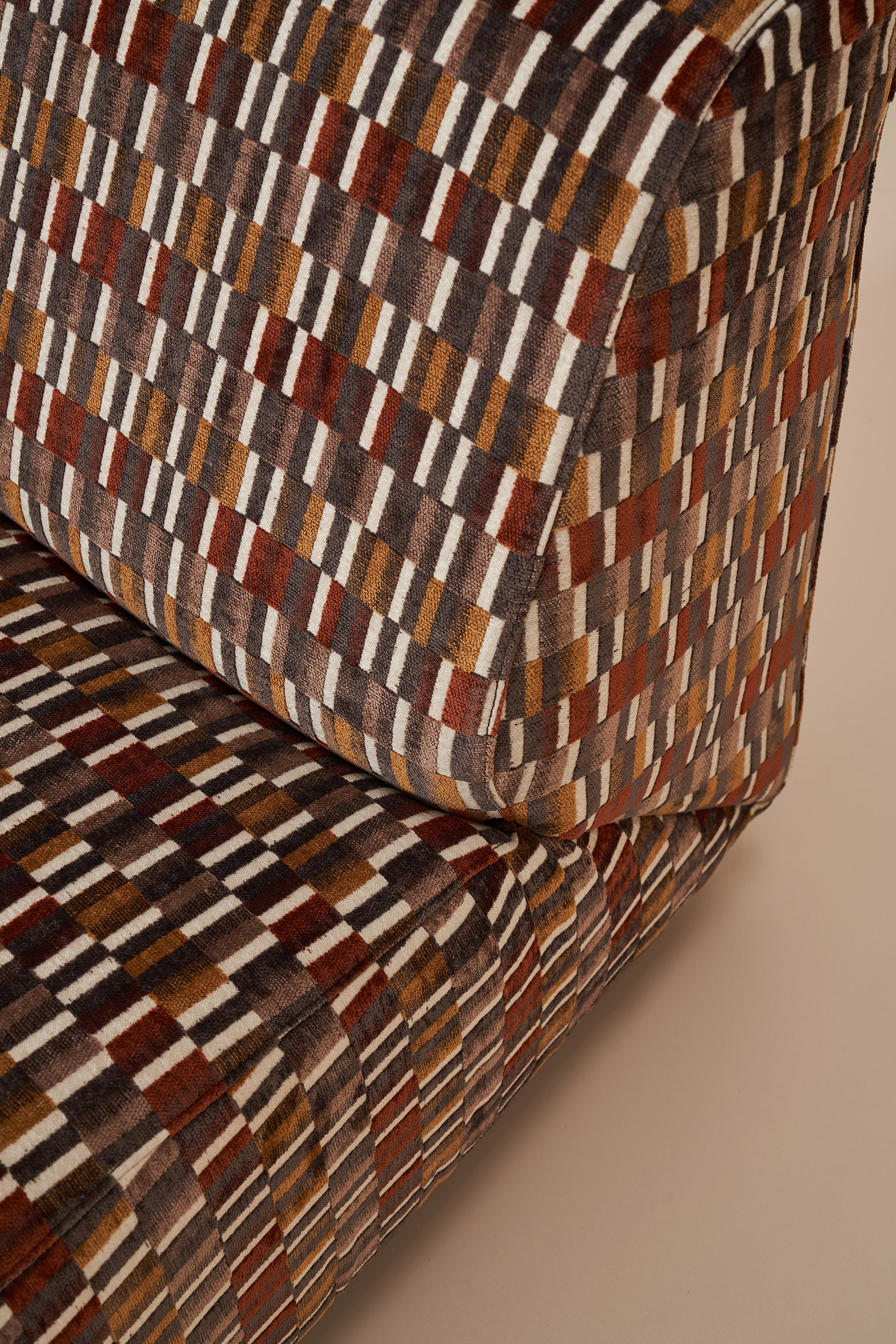 mario lounge chair