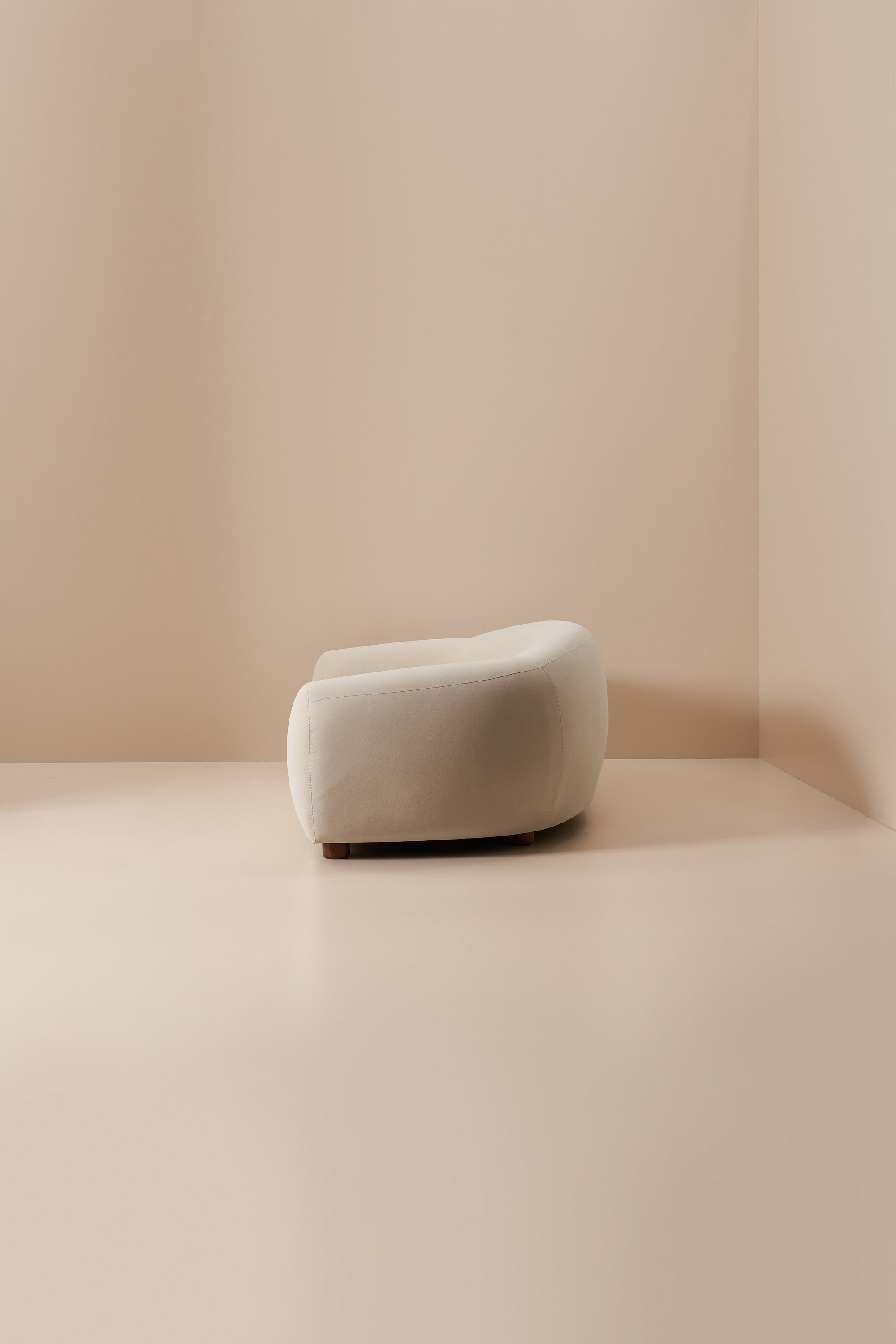 Onda Curved Sofa - Studio Collection