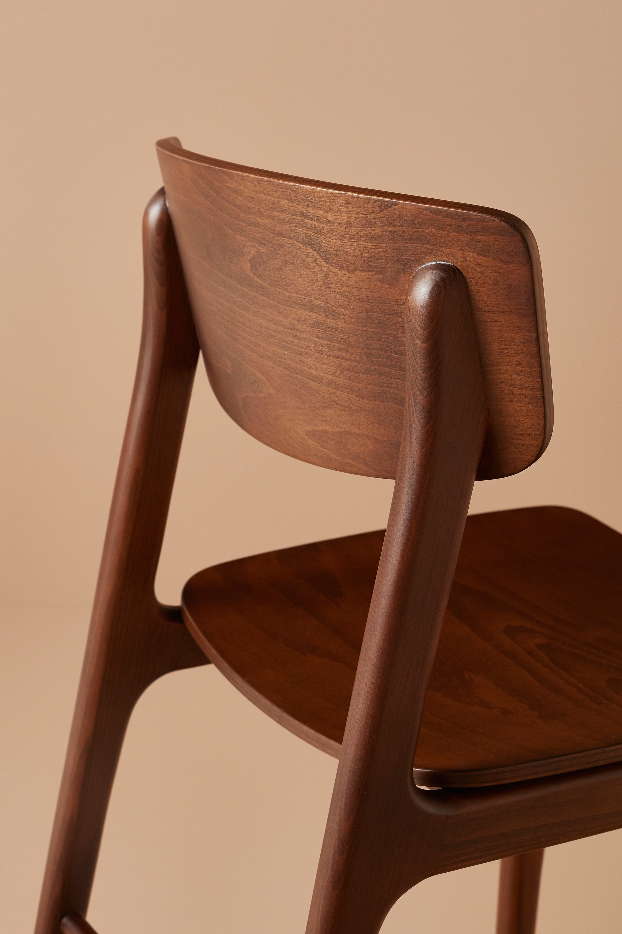 hansen chair - walnut