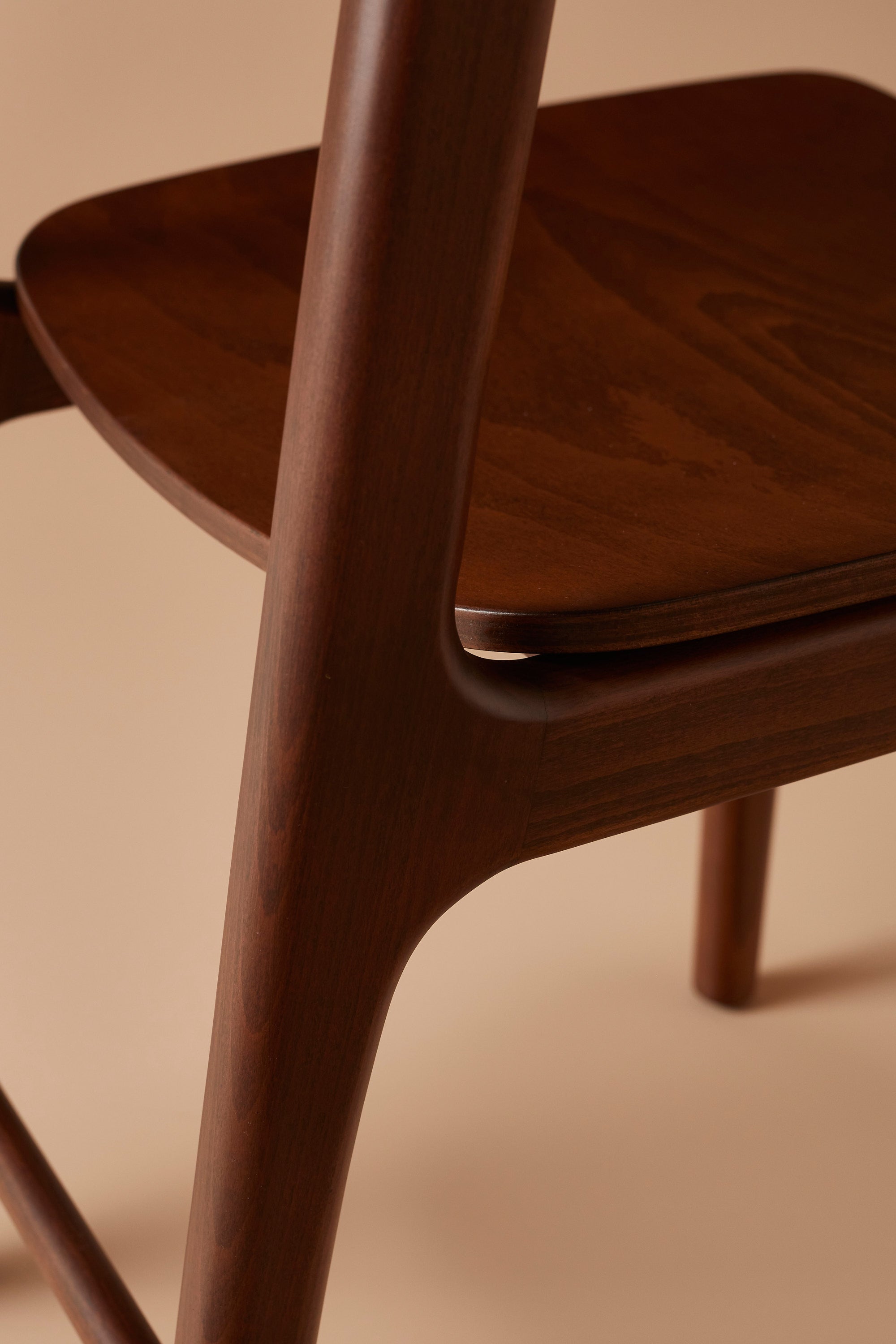 hansen chair - walnut