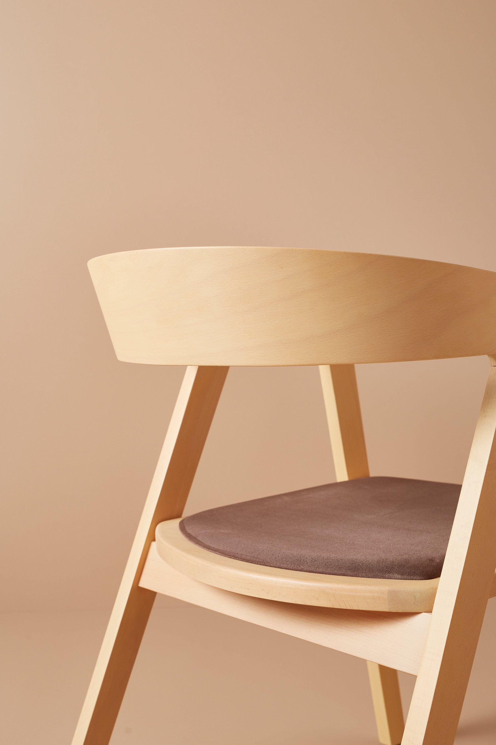 wegner chair - light oak