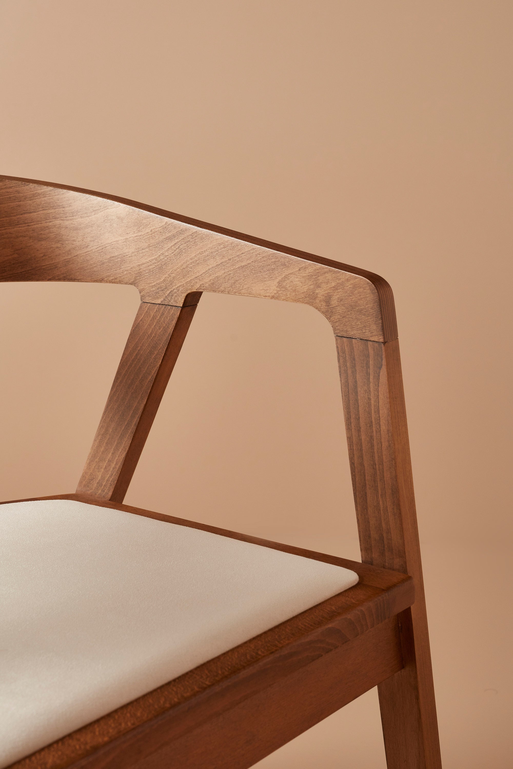 wegner chair - light walnut