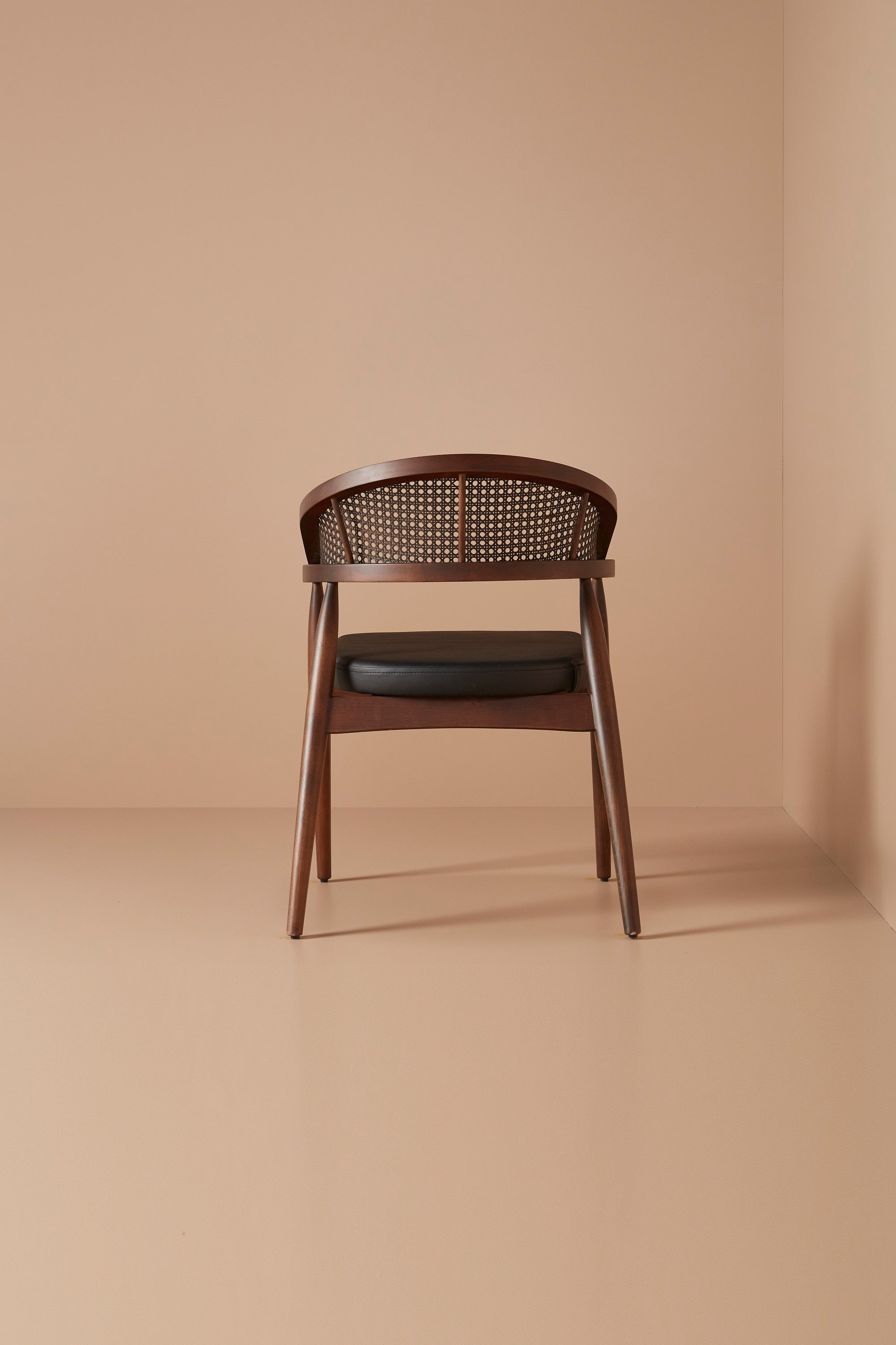 soho chair - walnut