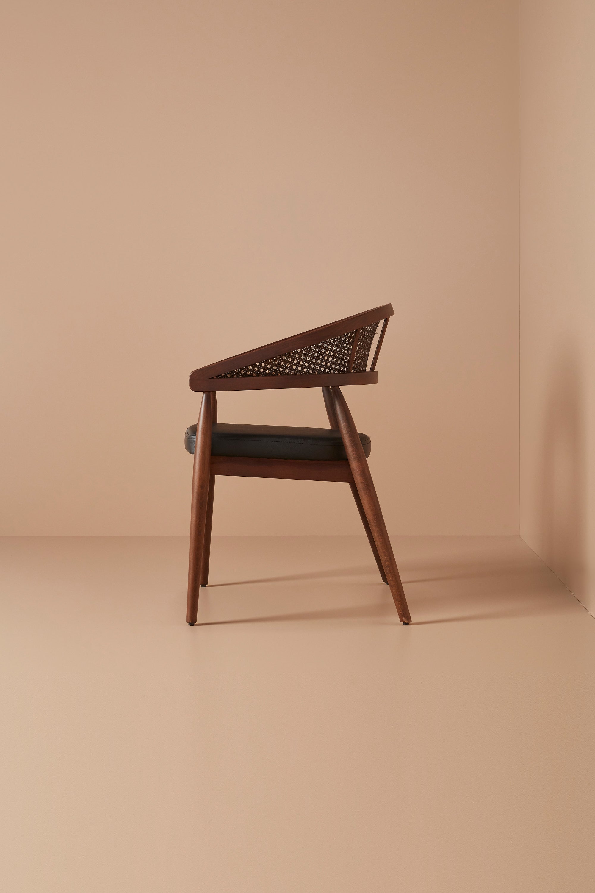 soho chair - walnut