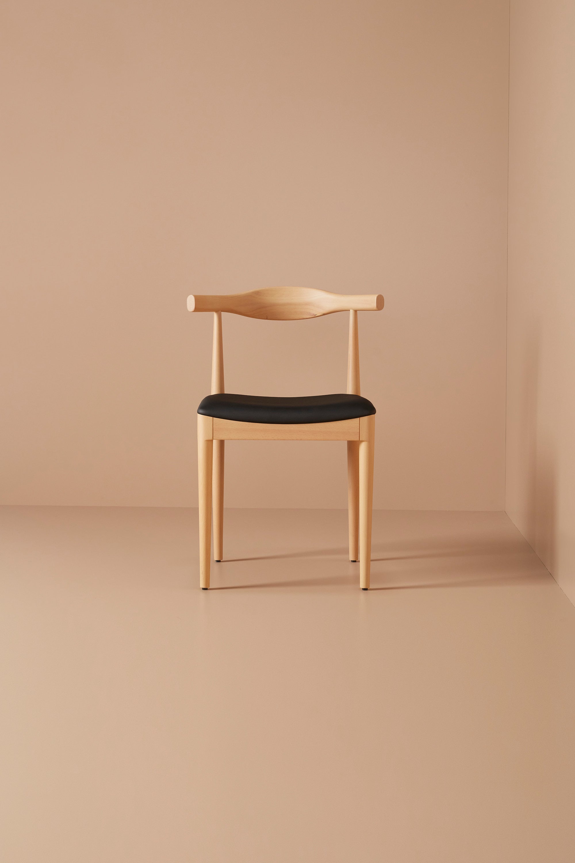 elbow chair - light oak