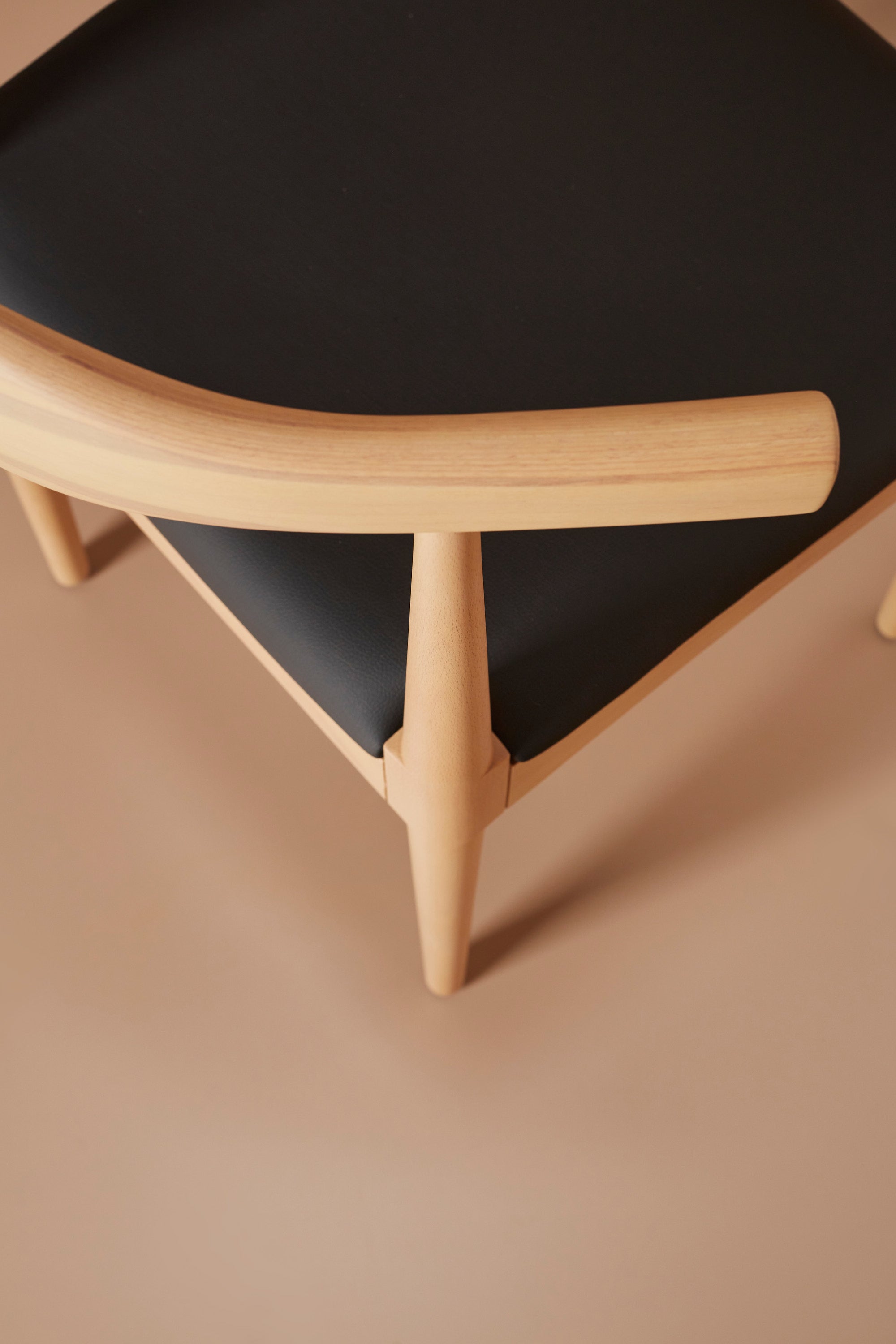 elbow chair - light oak