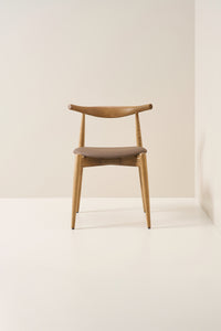 carl hansen - light walnut