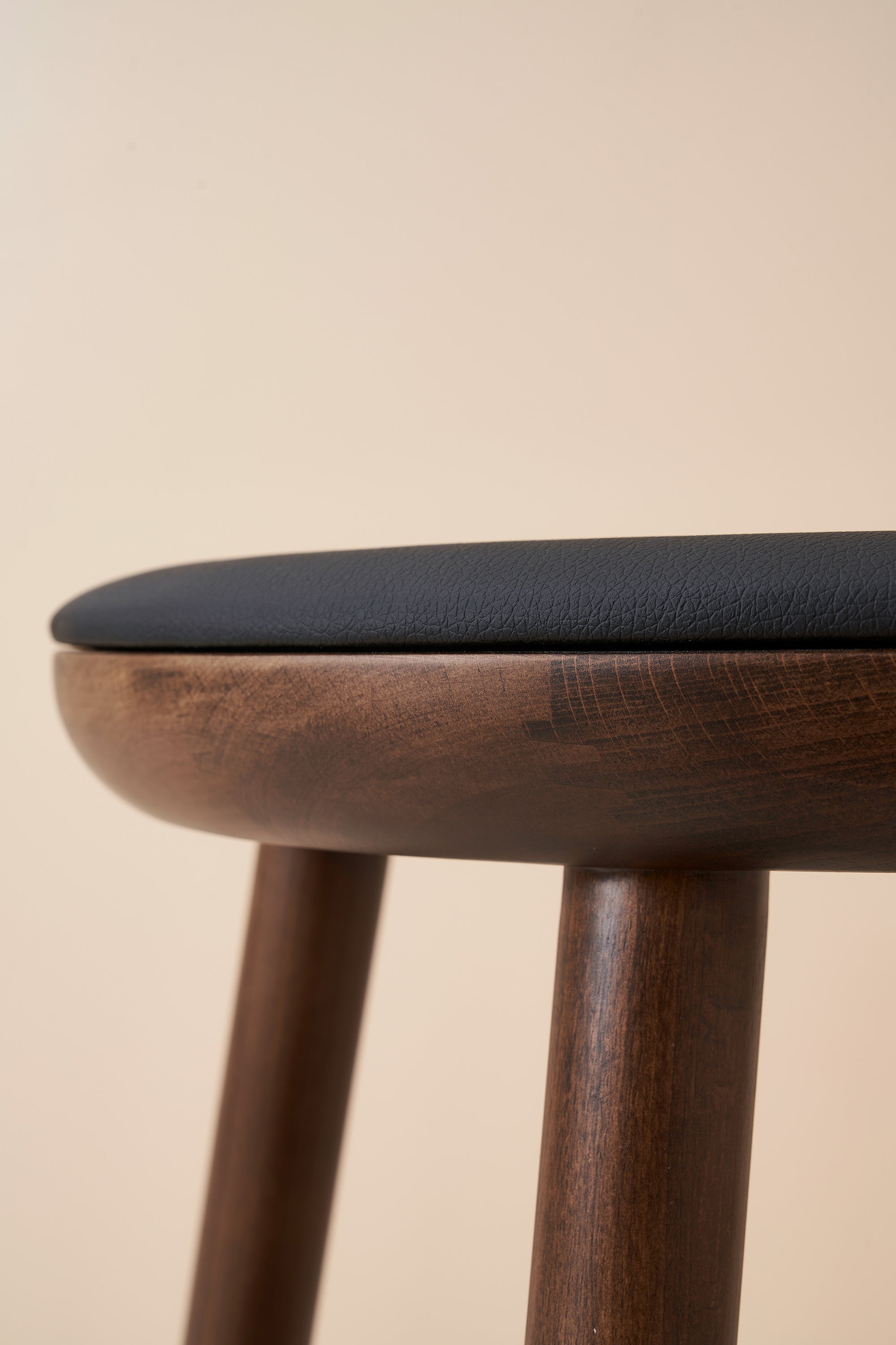 carl stool – walnut