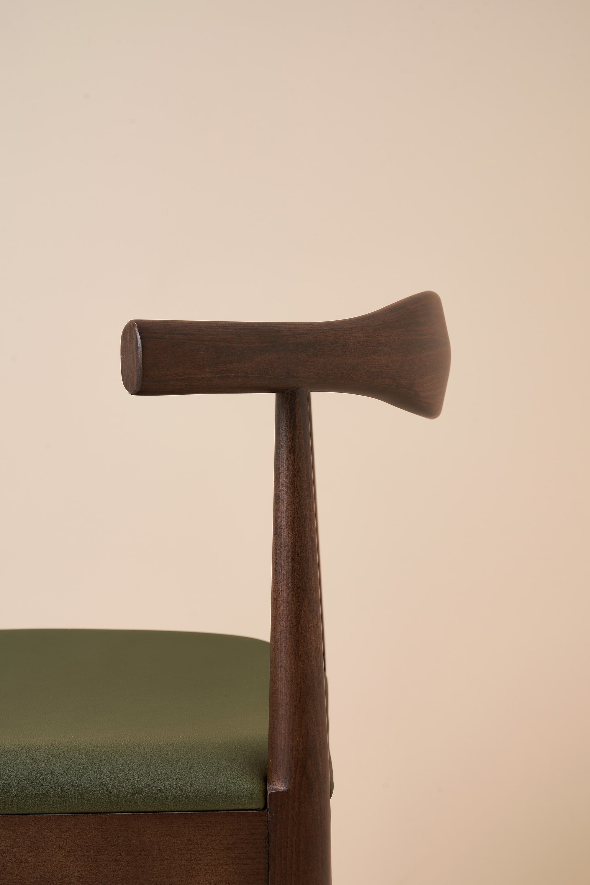 elbow stool - walnut