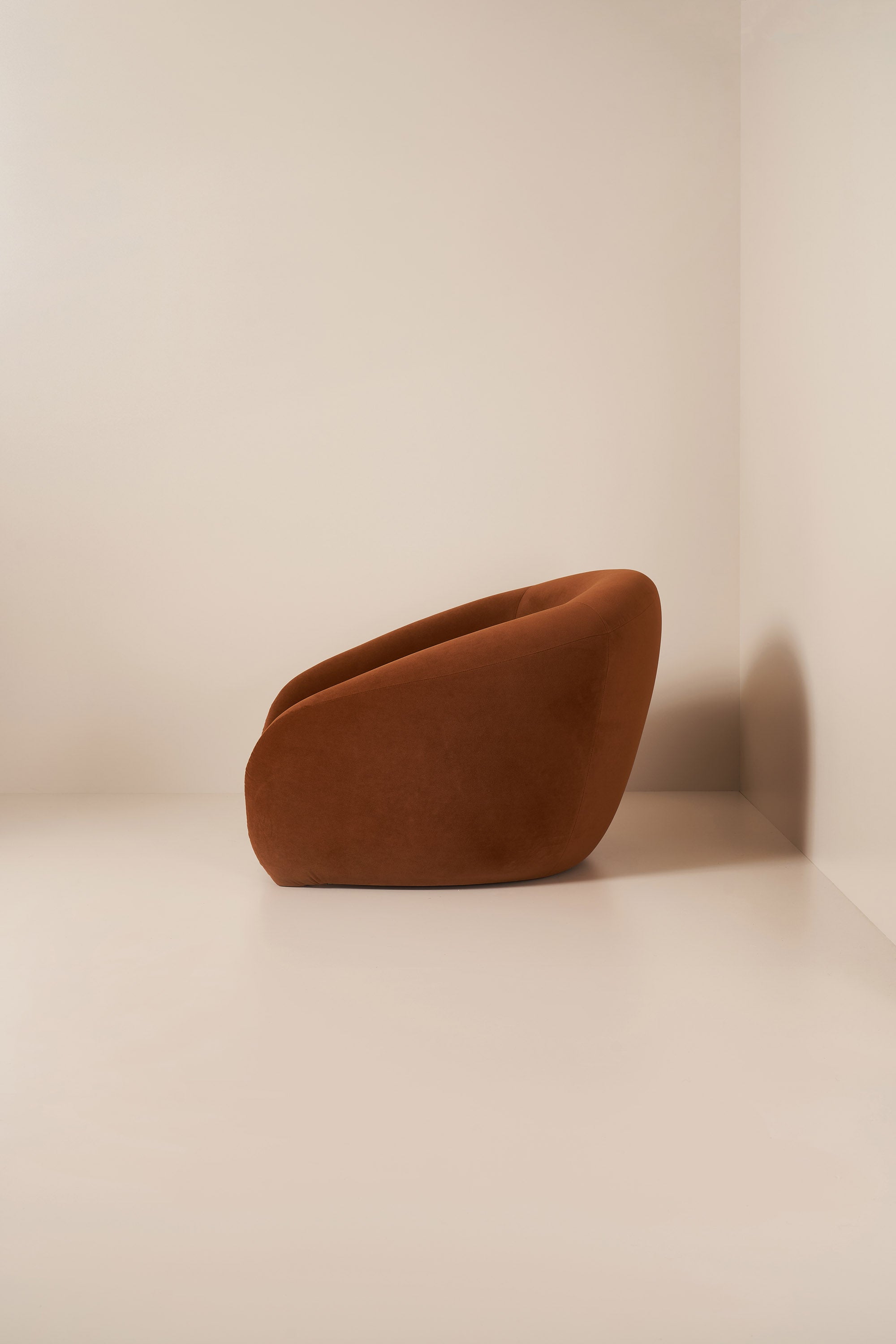 brown lounge chair