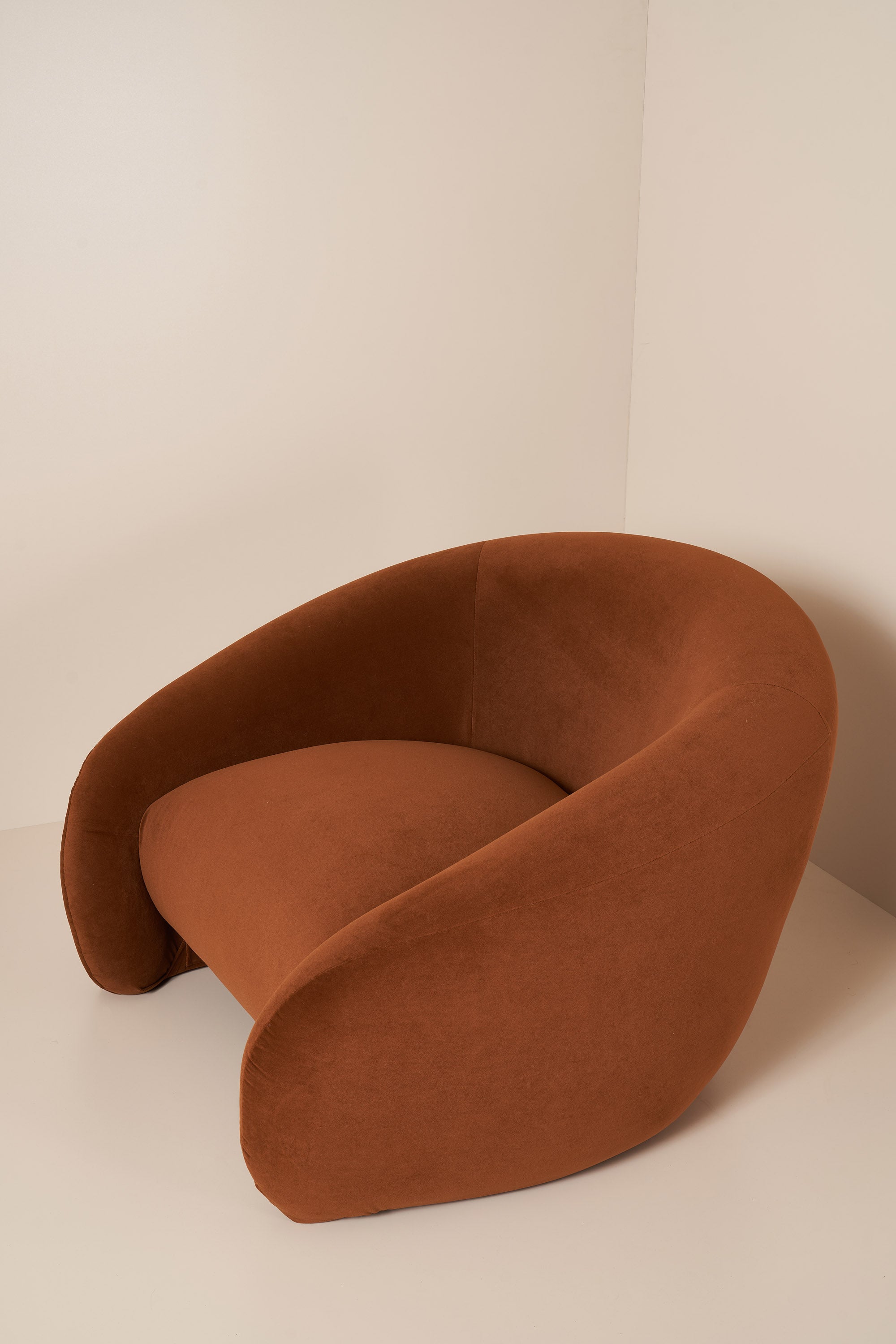 brown lounge chair
