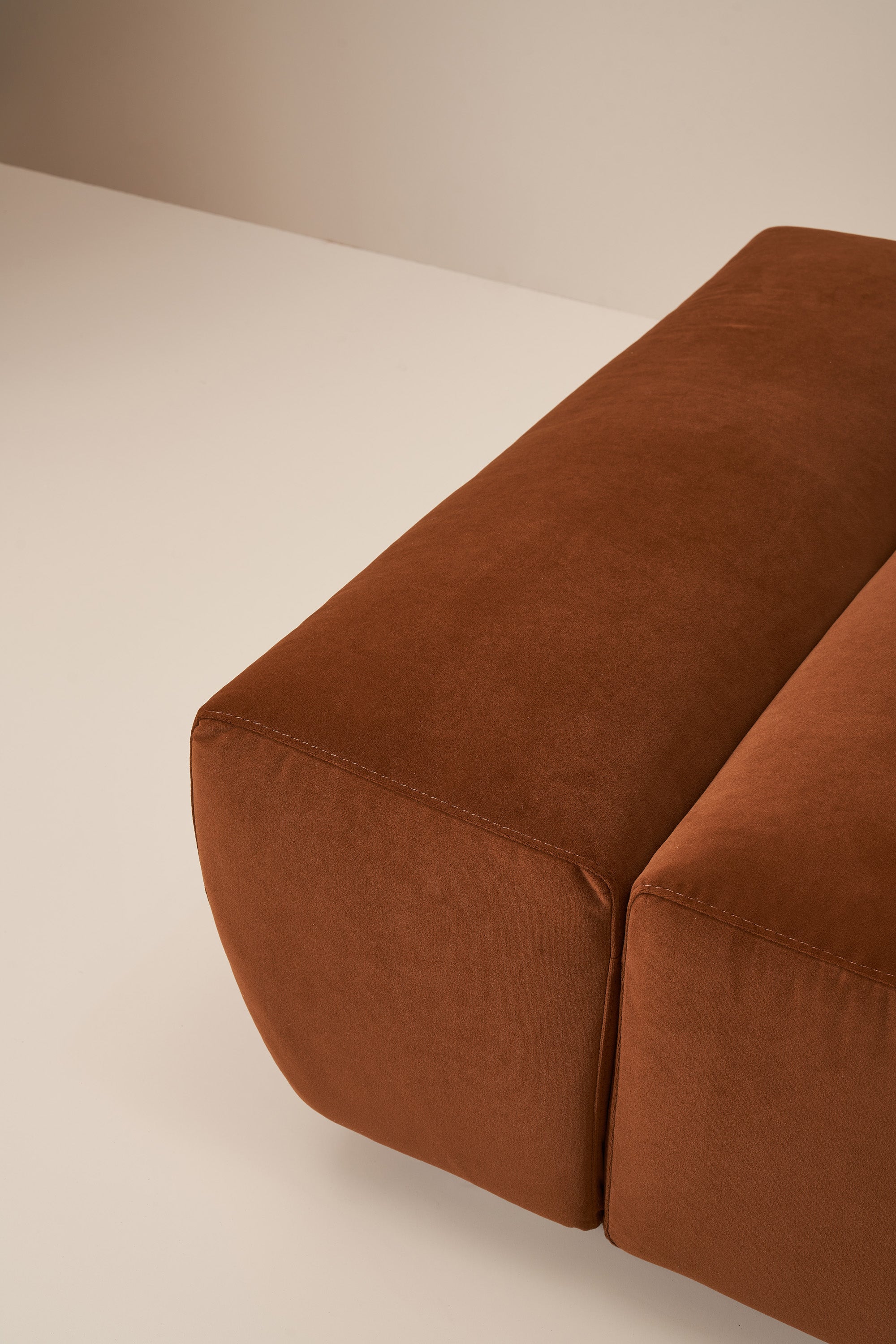 marlo lounge chair