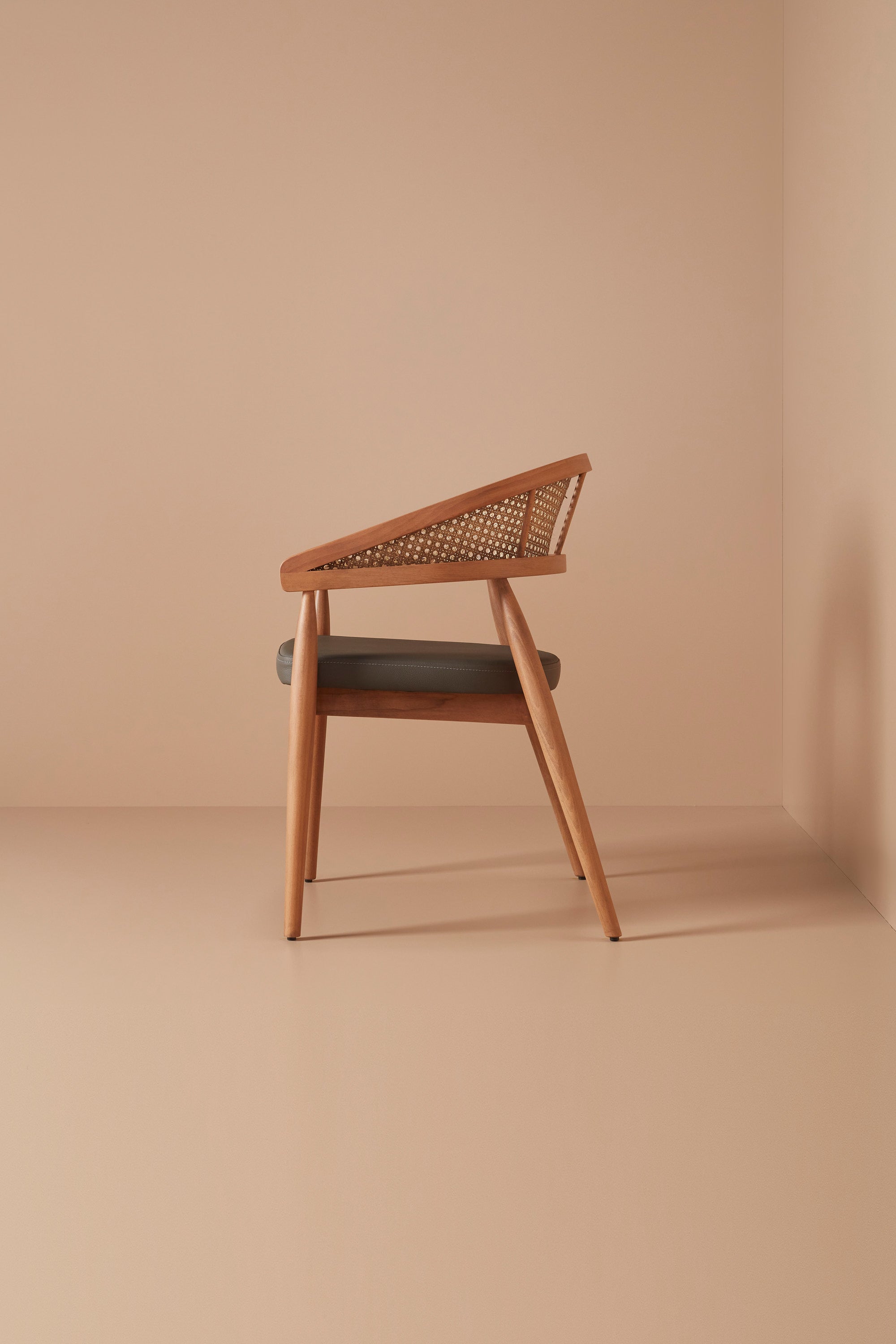 soho chair - teak