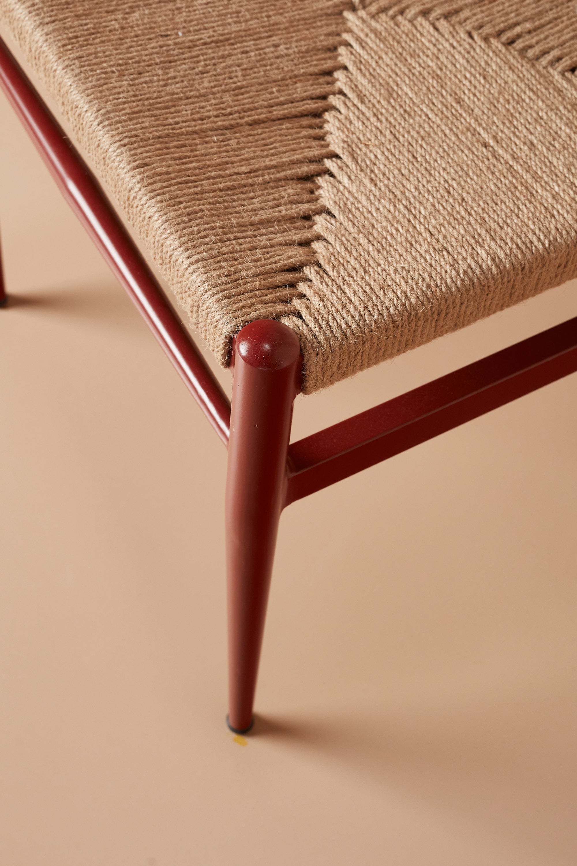 Y chair - burgundy