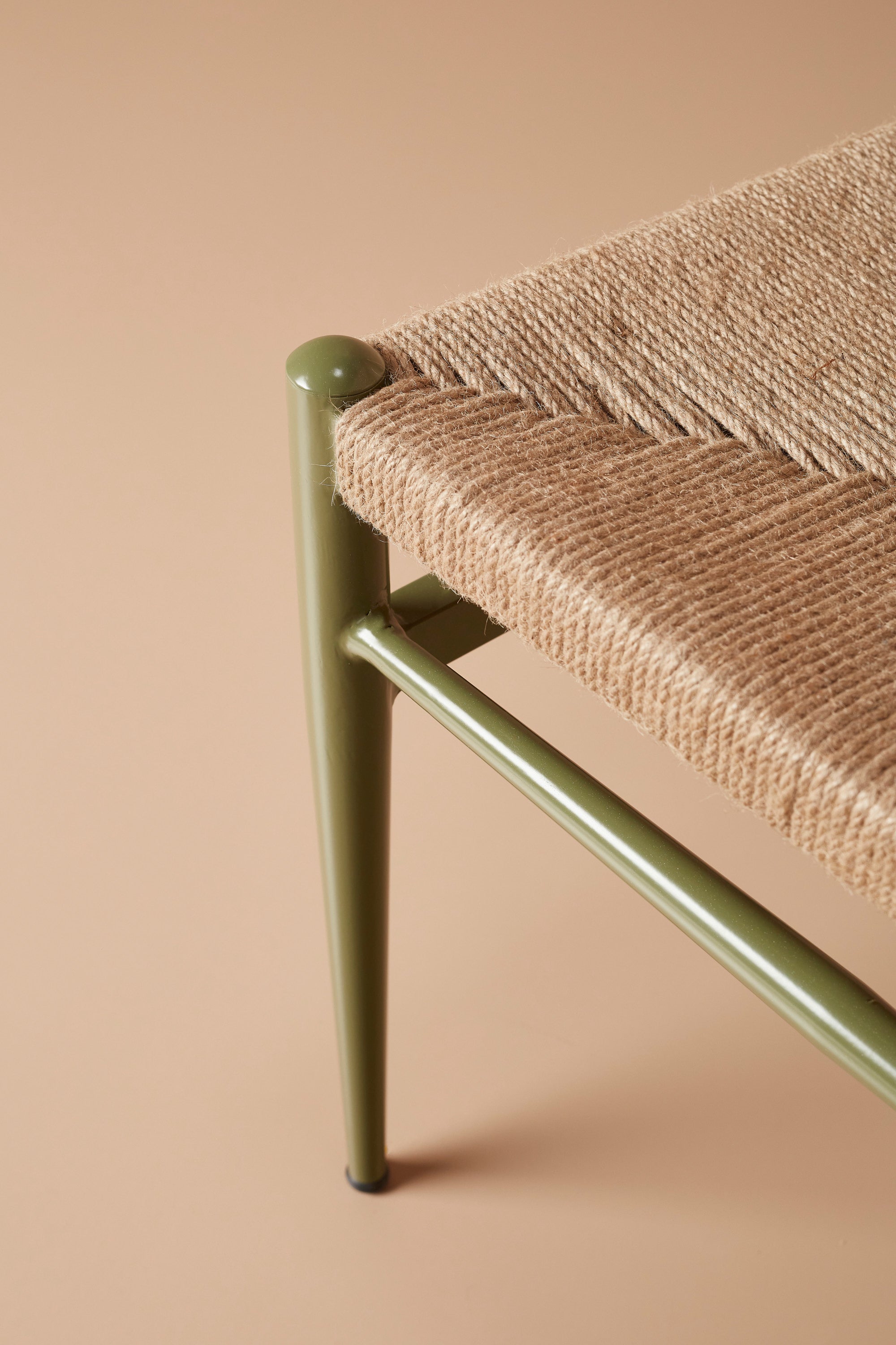 Y chair - olive green