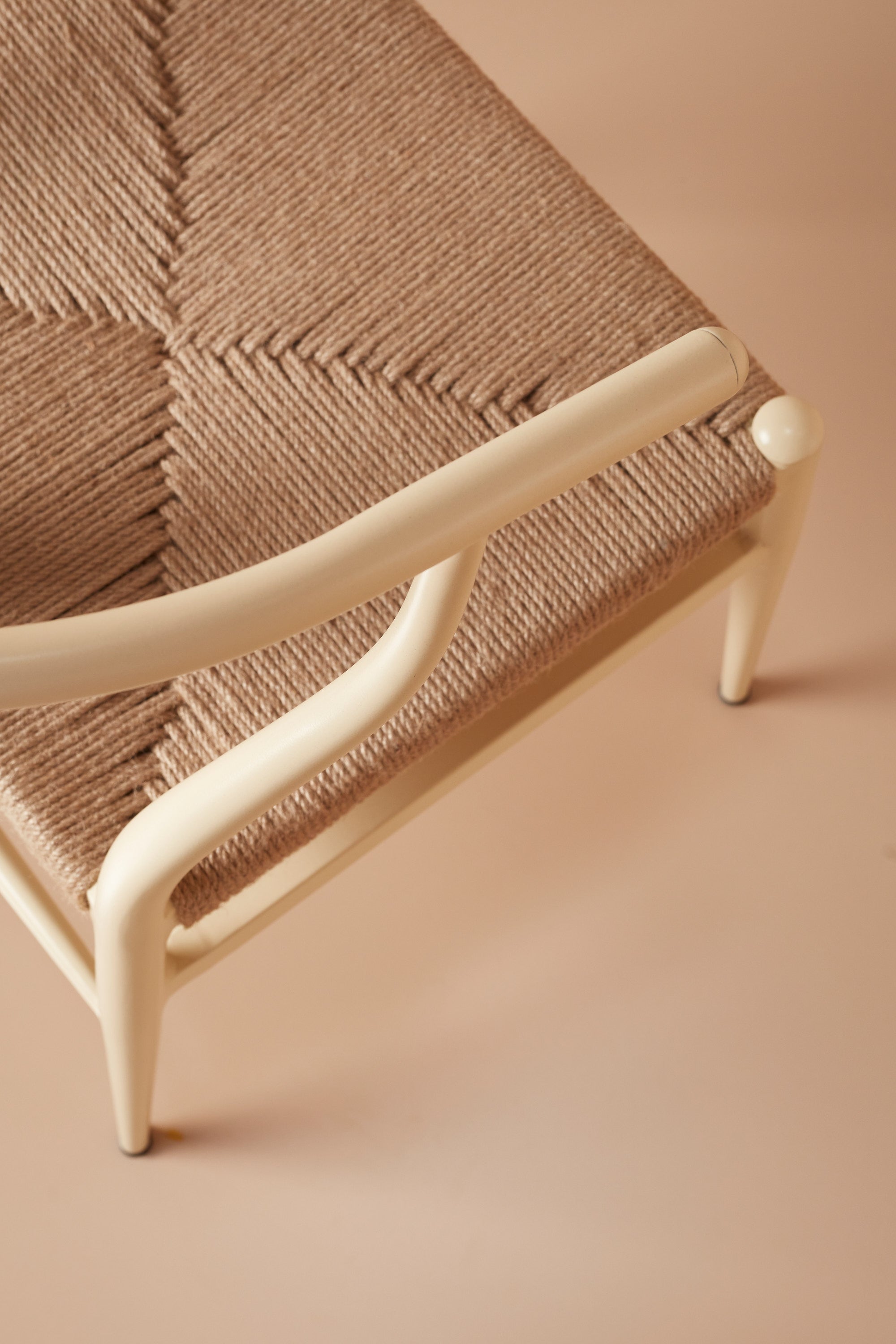 Y chair - sand
